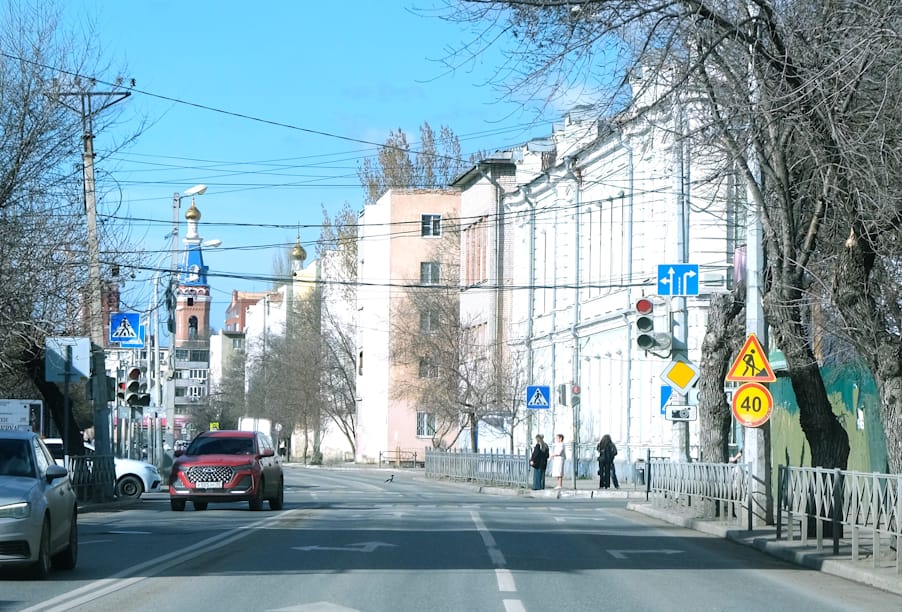 В Астраханской области стартовали дорожные работы по нацпроекту